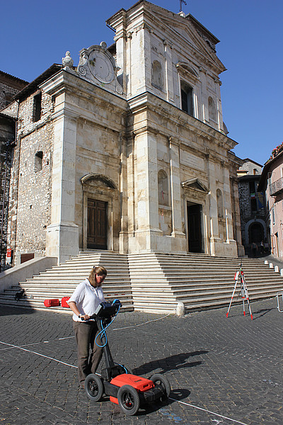 GPR survey data collection in Piazza Santa Maria, Segni
